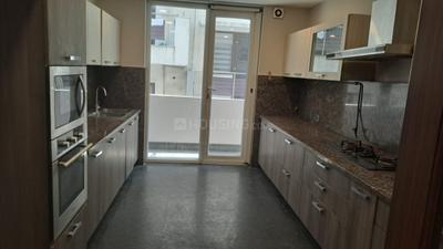 Kitchen Image of 5400 Sq.ft 4 BHK Builder Floor for rent in Maharani Bagh New Delhi for Rs. 440000