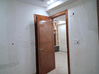 Bedroom Image of 1650 Sq.ft 3.5 BHK Apartment / Flat for sale in DM Infra, Sector 102 Noida for Rs. 6910000