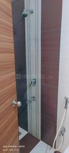 Bathroom Image of 800 Sq.ft 2 BHK Apartment / Flat for sale in Nahar Amrit Shakti, Powai Mumbai for Rs. 22500000