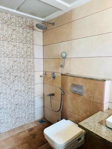 Bathroom Image of 1180 Sq.ft 2 BHK Apartment / Flat for sale in ABAD Ikebana, Kadavanthra Kochi for Rs. 10500000