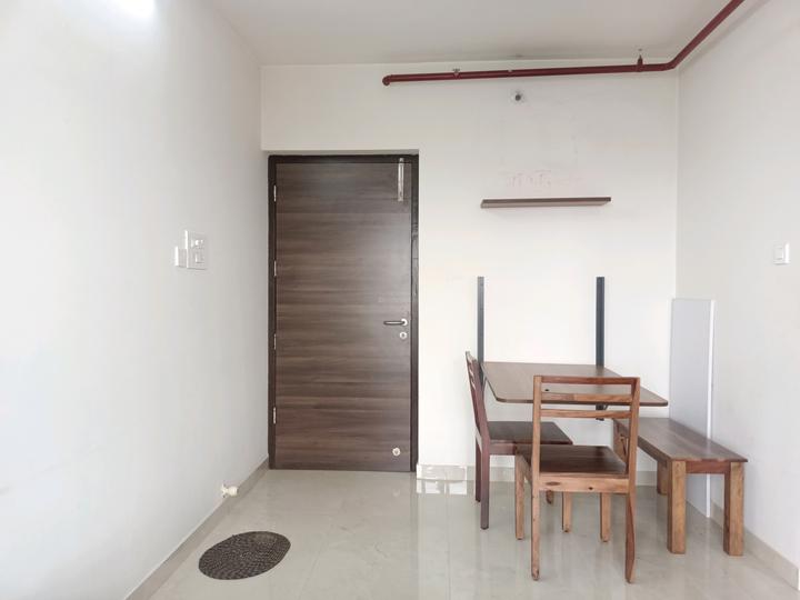 1 BHK Flat for rent in Kandivali East, Mumbai 400 Sqft Property ID