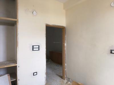 Bedroom Image of 750 Sq.ft 2 BHK Builder Floor for sale in DLF Ankur Vihar Ghaziabad for Rs. 2502000