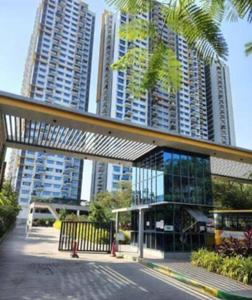 Image of 580 Sq.ft 1 BHK Apartment / Flat for sale in Amanora Gold Towers, Hadapsar, Pune for Rs. 8600000