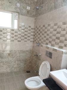 Bathroom Image of 400 Sq.ft 2 BHK Apartment / Flat for rent in Sancoale Goa for Rs. 25000