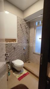 Bathroom Image of 946 Sq.ft 2 BHK Apartment / Flat for sale in Omkar Alta Monte, Malad East Mumbai for Rs. 24500000