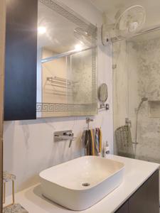 Bedroom One Image of 2100 Sq.ft 4 BHK Apartment / Flat for sale in DLF Silver Oaks, DLF Phase 1 Gurgaon for Rs. 49000000