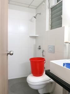 Bedroom One Image of 700 Sq.ft 1.5 BHK Apartment / Flat for rent in Godrej Emerald, Kasarvadavali Thane for Rs. 27599