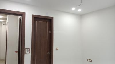 Bedroom Image of 1000 Sq.ft 3 BHK Builder Floor for sale in Pitampura New Delhi for Rs. 9500000