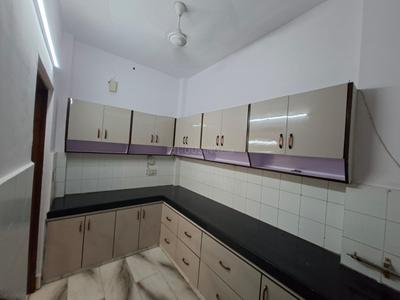 Kitchen Image of 1800 Sq.ft 3 BHK Builder Floor for rent in Uday Park New Delhi for Rs. 90000