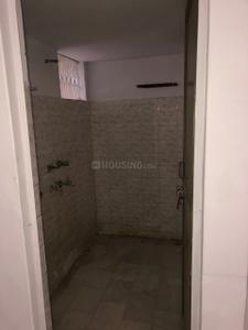 Bathroom Image of 450 Sq.ft 2 BHK Builder Floor for rent in Barra Kanpur for Rs. 9000