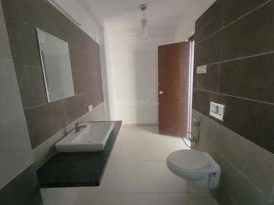 Bathroom Image of 3770 Sq.ft 4 BHK Apartment / Flat for sale in Aaryavart Skies, Ambawadi Ahmedabad for Rs. 31000000