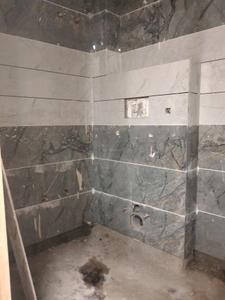 Common Bathroom Image of 450 Sq.ft 2 BHK Builder Floor for sale in Shastri Nagar New Delhi for Rs. 5500000