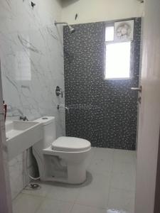 Bathroom Image of 925 Sq.ft 2 BHK Apartment / Flat for rent in Rishi Ventoso, Madhyamgram Kolkata for Rs. 22000