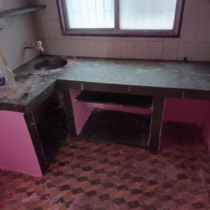 Kitchen Image of 900 Sq.ft 1 BHK Apartment / Flat for rent in Varachha Surat for Rs. 6800