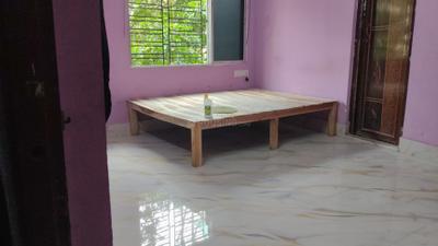 Bedroom Image of 420 Sq.ft 1 RK Apartment / Flat for rent in Keshtopur Kolkata for Rs. 7500