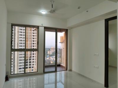 Living Room Image of 950 Sq.ft 2 BHK Apartment / Flat for rent in Lodha Amara, Thane West Thane for Rs. 45000