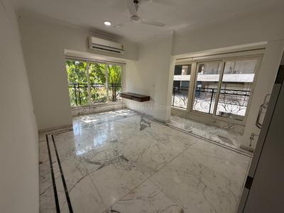 Bedroom Image of 1150 Sq.ft 3 BHK Apartment / Flat for sale in Khar West Mumbai for Rs. 60000000