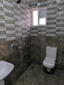 Common Bathroom Image of 890 Sq.ft 2 BHK Apartment / Flat for sale in Elegance, Mettakanigudem Hyderabad for Rs. 5050750