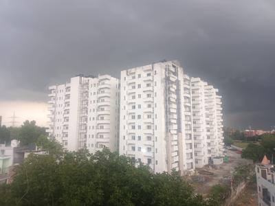 Image of sunrise in Molarband, New Delhi