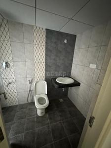 Bathroom Image of 821 Sq.ft 2 BHK Apartment / Flat for sale in Casagrand Royale, Sholinganallur Chennai for Rs. 10800000