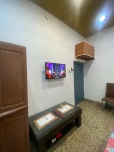 Bedroom Image of 1000 Sq.ft 1 BHK Independent House for rent in Jaipur House Colony Agra for Rs. 24000