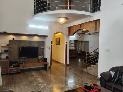 Living Room Image of 4000 Sq.ft 5 BHK Independent House for rent in Kadri Mangalore for Rs. 120000