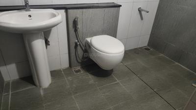 Image of 1632 Sq.ft 3 BHK Apartment / Flat for sale in Puravankara Palm Beach, Kyalasanahalli, Bengaluru for Rs. 21500000