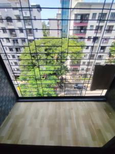 Balcony Image of 750 Sq.ft 2 BHK Apartment / Flat for rent in Dahisar West Mumbai for Rs. 42000