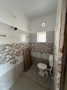 Bathroom Image of 1000 Sq.ft 2 BHK Independent House for rent in Uttara Bhubaneswar for Rs. 10000