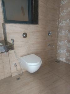 Common Bathroom Image of 920 Sq.ft 2 BHK Apartment / Flat for sale in Amanora Gold Towers, Hadapsar Pune for Rs. 11000000