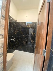 Bathroom Image of 1165 Sq.ft 3 BHK Duplex for sale in Sanskriti Lok Colony Dehradun for Rs. 6500000