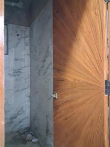 Common Bathroom Image of 1100 Sq.ft 2 BHK Apartment / Flat for sale in DM Infra, Sector 104 Noida for Rs. 4500000