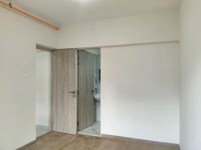 Bedroom Image of 800 Sq.ft 3 BHK Apartment / Flat for rent in Swastik Platinum, Vikhroli East Mumbai for Rs. 70000