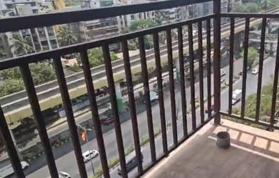 Balcony Image of 750 Sq.ft 2 BHK Apartment / Flat for sale in Chembur Mumbai for Rs. 18000000