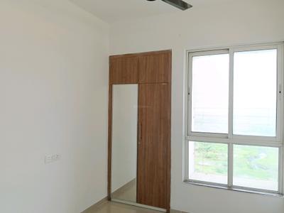 Bedroom Image of 768 Sq.ft 2 BHK Apartment / Flat for rent in Puraniks City Reserva Phase 1, Kasarvadavali Thane for Rs. 21600