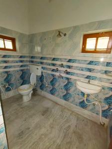 Bathroom Image of 1440 Sq.ft 6 BHK Independent House for sale in Behala Kolkata for Rs. 9500000