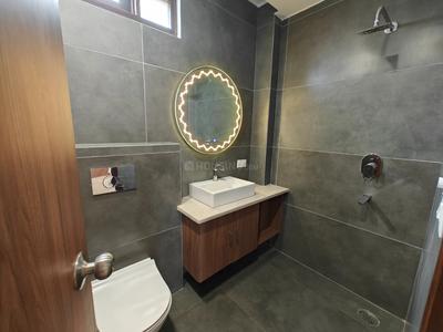 Bathroom Image of 1125 Sq.ft 3 BHK Builder Floor for sale in Preet Vihar New Delhi for Rs. 22500000