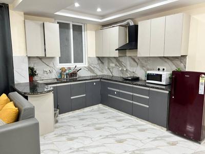 Kitchen Image of 750 Sq.ft 1 BHK Apartment / Flat for rent in Ahmedabad EWS 23, Thaltej Ahmedabad for Rs. 15000