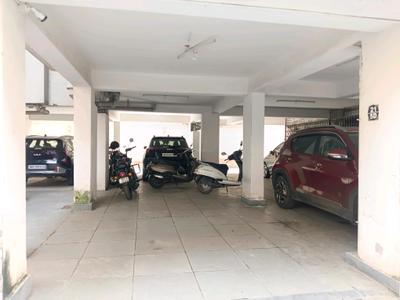 Car Garage Image of 2100 Sq.ft 4 BHK Apartment / Flat for sale in Bhuwalka Aishwarya Gardens , Bhowanipore Kolkata for Rs. 40500000