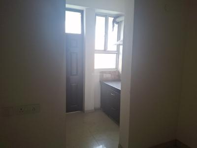 Kitchen Image of 1050 Sq.ft 2 BHK Apartment / Flat for rent in Vaishali Ghaziabad for Rs. 25000