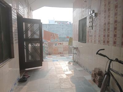 Balcony Image of 900 Sq.ft 2 BHK Duplex for rent in Telibagh Lucknow for Rs. 6000