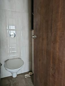 Common Bathroom One Image of 610 Sq.ft 1 BHK Apartment / Flat for rent in VTP Purvanchal, Kesnand Pune for Rs. 13500
