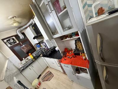 Kitchen Image of 900 Sq.ft 2 BHK Apartment / Flat for rent in Defence Enclave, Sector 44 Noida for Rs. 30000