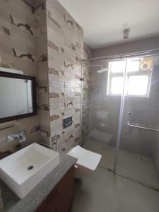 Bathroom Image of 3800 Sq.ft 4 BHK Apartment / Flat for rent in Ceebros One 74, Raja Annamalai Puram Chennai for Rs. 500000
