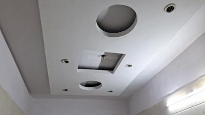 Bedroom Image of 570 Sq.ft 1 BHK Builder Floor for rent in Subhash Nagar New Delhi for Rs. 15000