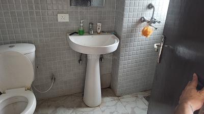 Image of 1185 Sq.ft 3 BHK Apartment / Flat for sale in Amrapali Centurian Park, Noida Extension, Greater Noida for Rs. 8500000