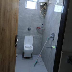 Bathroom Image of 1180 Sq.ft 2 BHK Apartment / Flat for rent in Ganeshpeth Colony Nagpur for Rs. 30000