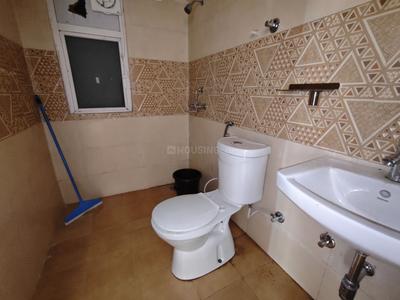 Image of 1115 Sq.ft 3 BHK Apartment / Flat for rent in NBCC Golf Homes, Noida Extension, Greater Noida for Rs. 21990
