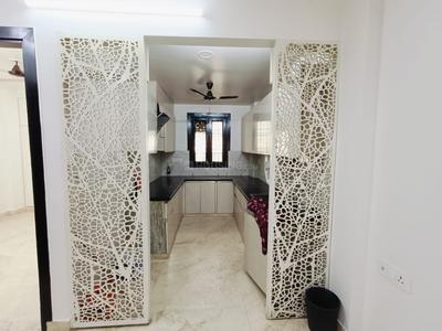 Kitchen Image of 1500 Sq.ft 2 BHK Builder Floor for rent in Karkardooma New Delhi for Rs. 40000