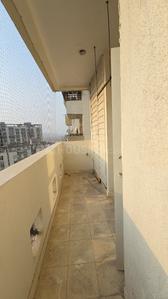 Balcony Image of 1000 Sq.ft 2 BHK Apartment / Flat for rent in Divyansh Flora, Noida Extension Greater Noida for Rs. 18500